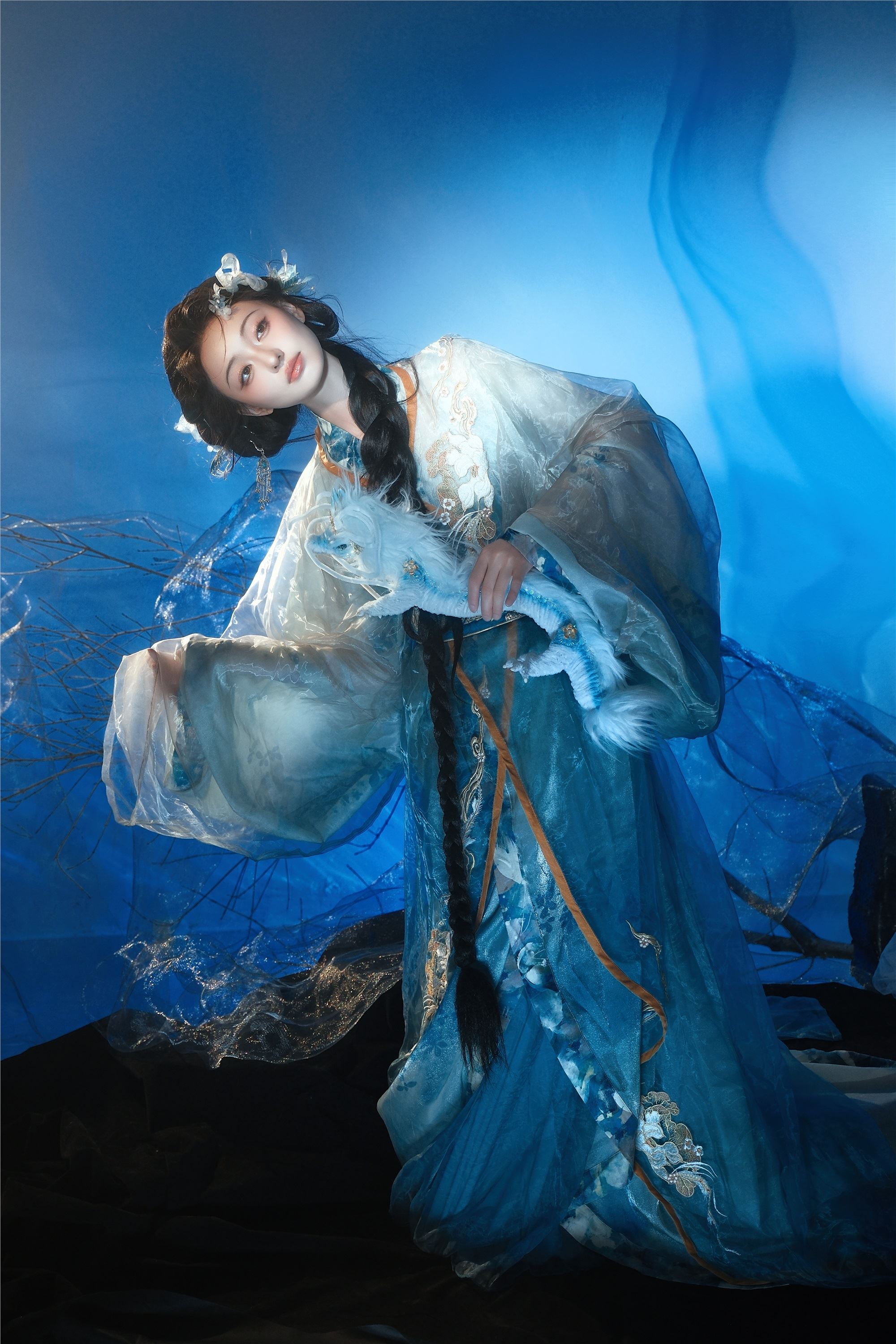 YITUYU艺图语 2025.01.02 蓝龙 小羊爱干饭